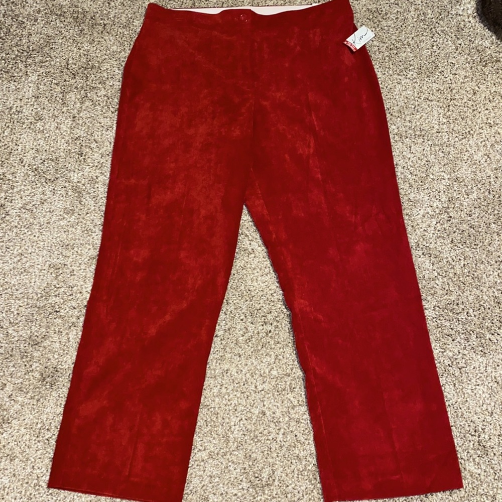 Kim Rogers 18. Career Red. 55% polyester,42% blconstituent,3% spandex.